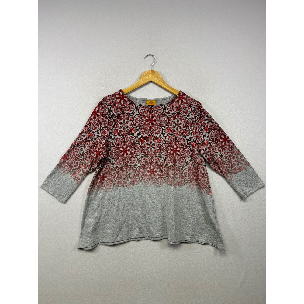 Ruby Rd‎ Boho Mandala Medallion Petite Large Gray Red 3/4 Sleeve Tunic Top